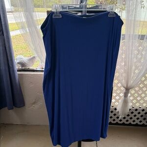 Elegant Blue skirt n black skirt